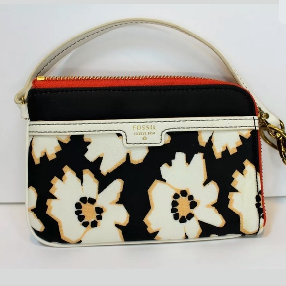 Fossil Accessories - Fossil black white daisy canvas leather wristlet